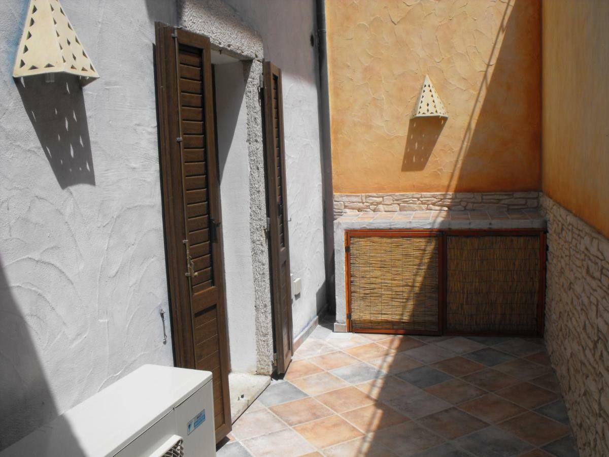 Casa Asia Residence Barrettini La Maddalena  Bagian luar foto